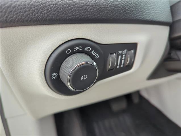 Used 2019 Jeep Compass Latitude w/ Popular Equipment Group image 26