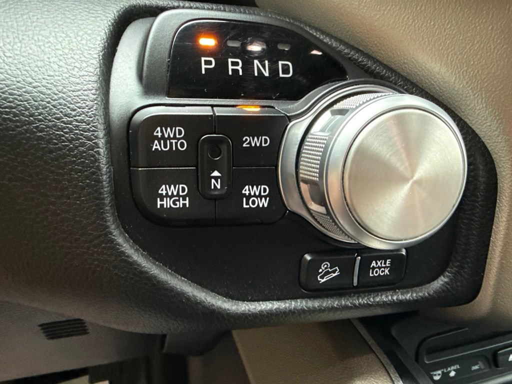 Used 2019 RAM 1500 Laramie AWD/4WD image 34