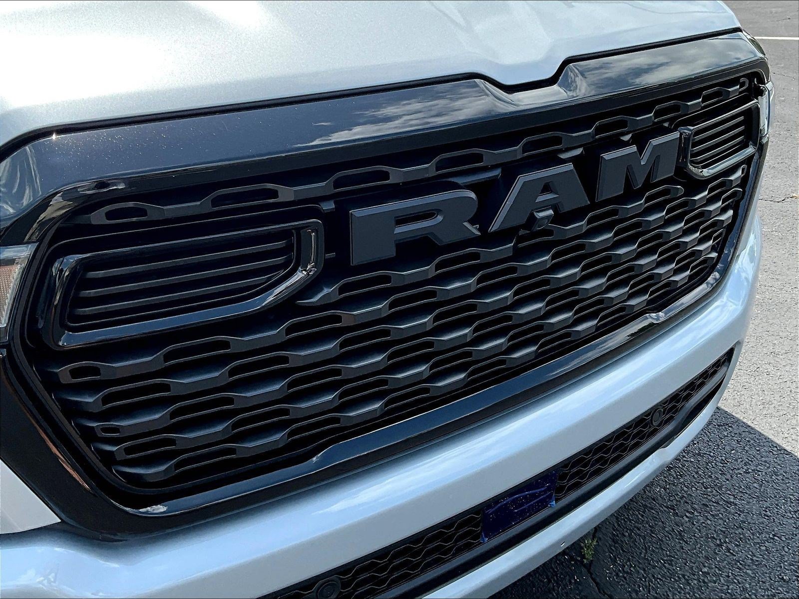 New 2026 RAM 1500 Express AWD/4WD image 22