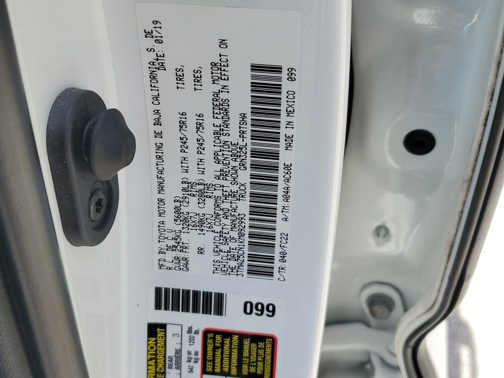 Used 2019 Toyota Tacoma SR5 RWD image 30