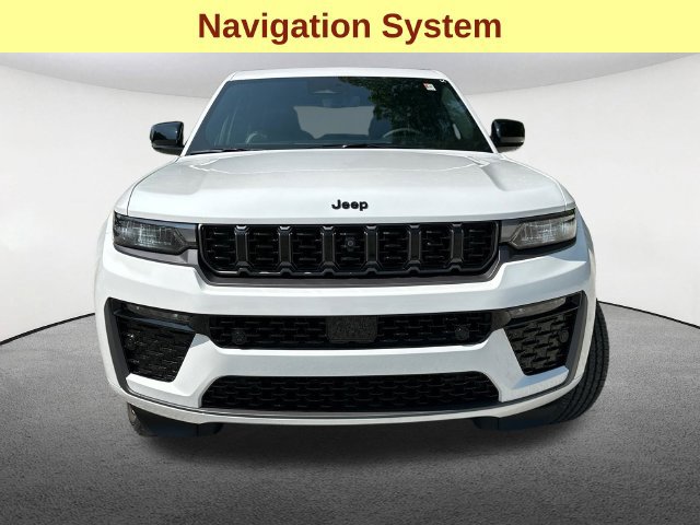 Used 2026 Jeep Grand Cherokee Limited AWD/4WD image 4