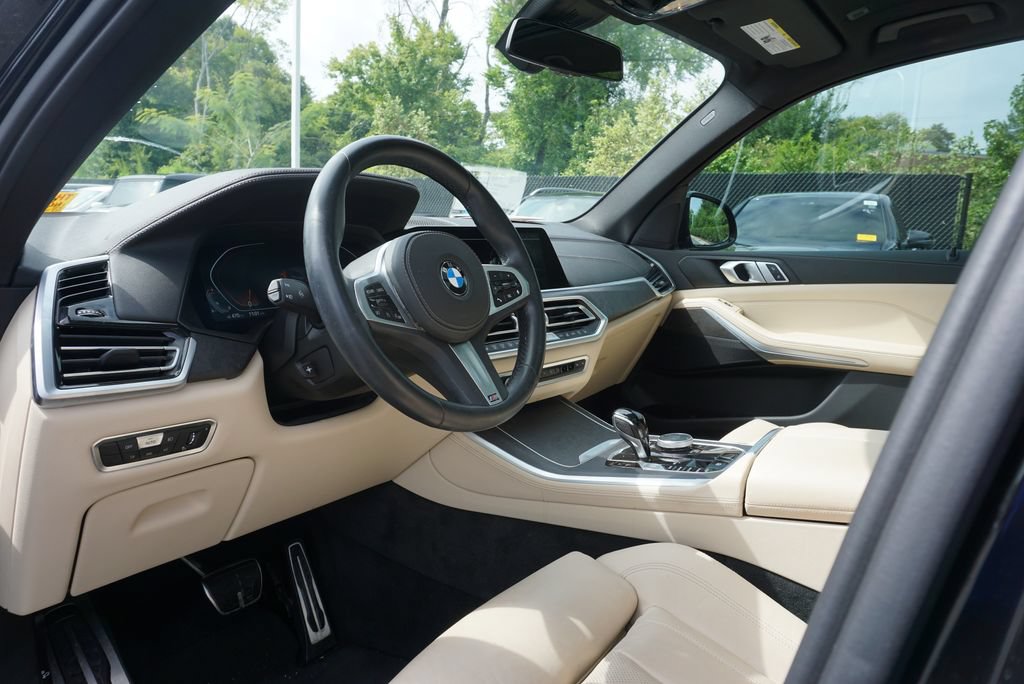 Used 2022 BMW X5 sDrive40i w/ M Sport Package RWD image 12