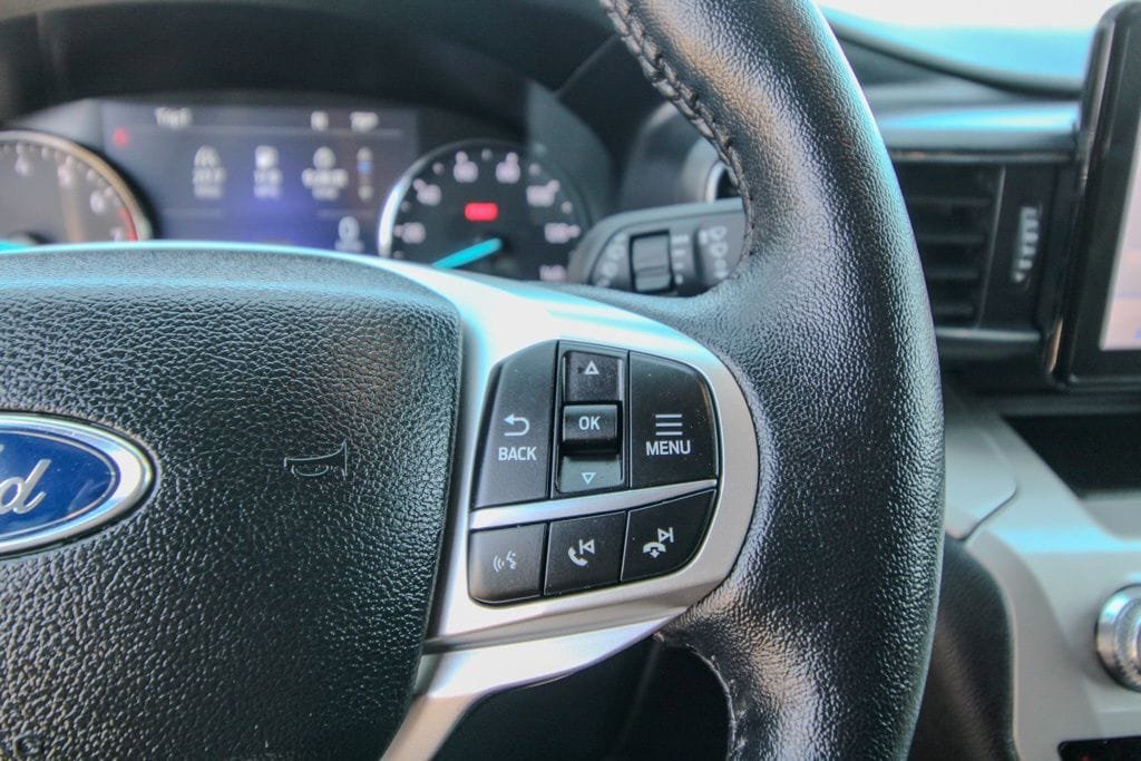 Used 2023 Ford Explorer XLT w/ Equipment Group 202A image 21