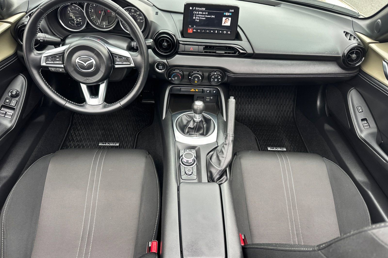 Used 2023 MAZDA MX-5 Miata Club w/ Weather Package image 10