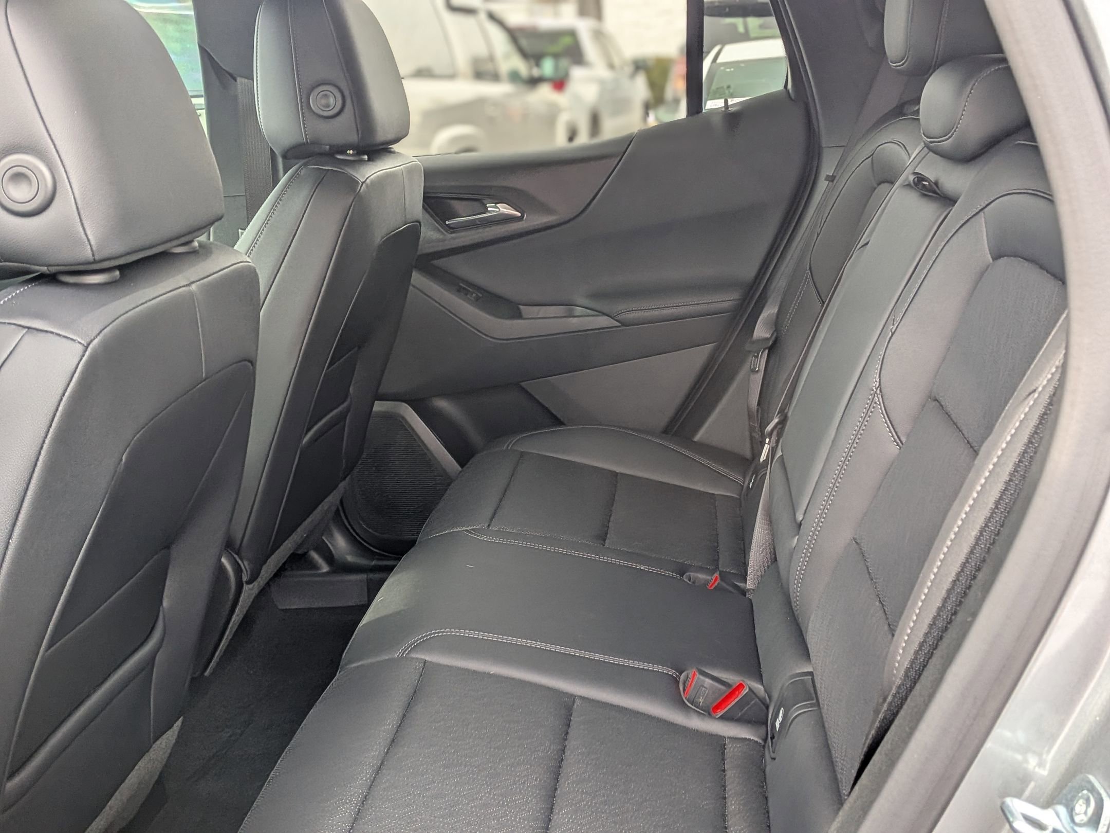 Certified 2026 Chevrolet Equinox LT w/ Convenience Package II image 33