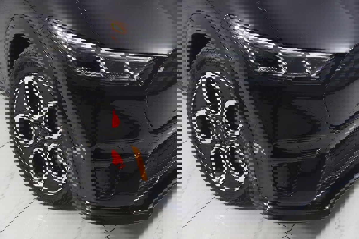 Used 2024 Ford Mustang Mach-E GT image 19