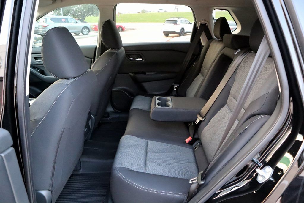 New 2026 Nissan Rogue SV image 10