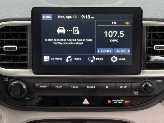 Used 2024 Hyundai Venue SEL image 14