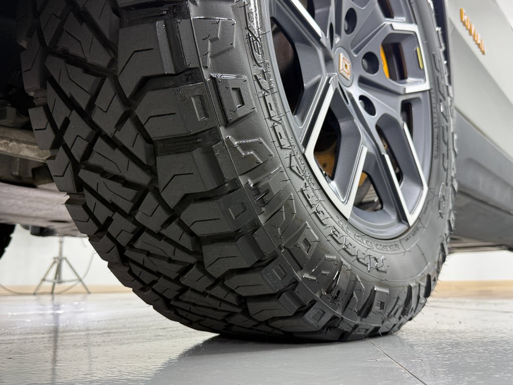 Used 2022 Rivian R1T Launch Edition AWD/4WD image 10