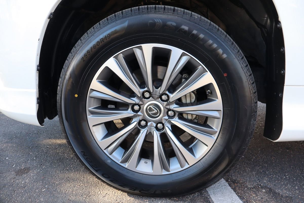 Used 2022 Lexus GX 460 Luxury w/ Off Road Package image 42