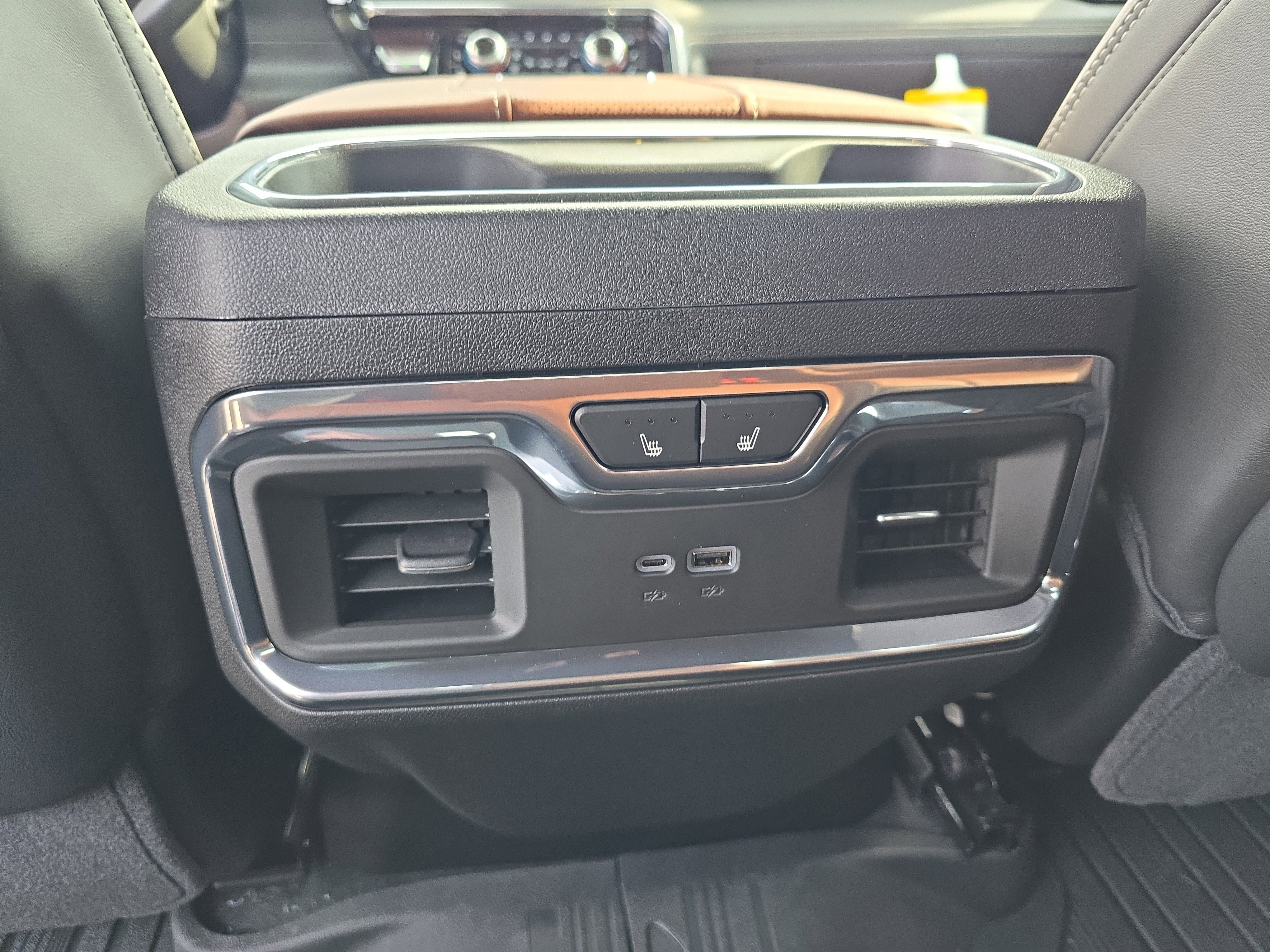 New 2026 GMC Sierra 2500 Denali Ultimate image 14