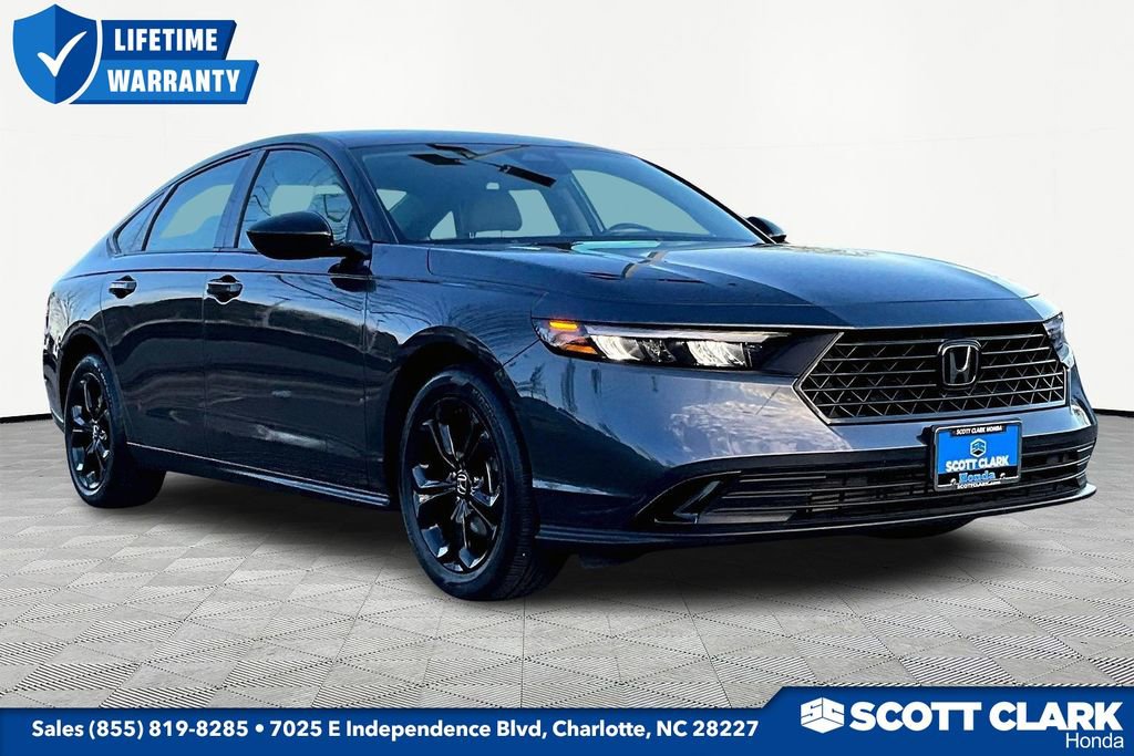 Used 2025 Honda Accord SE image 1
