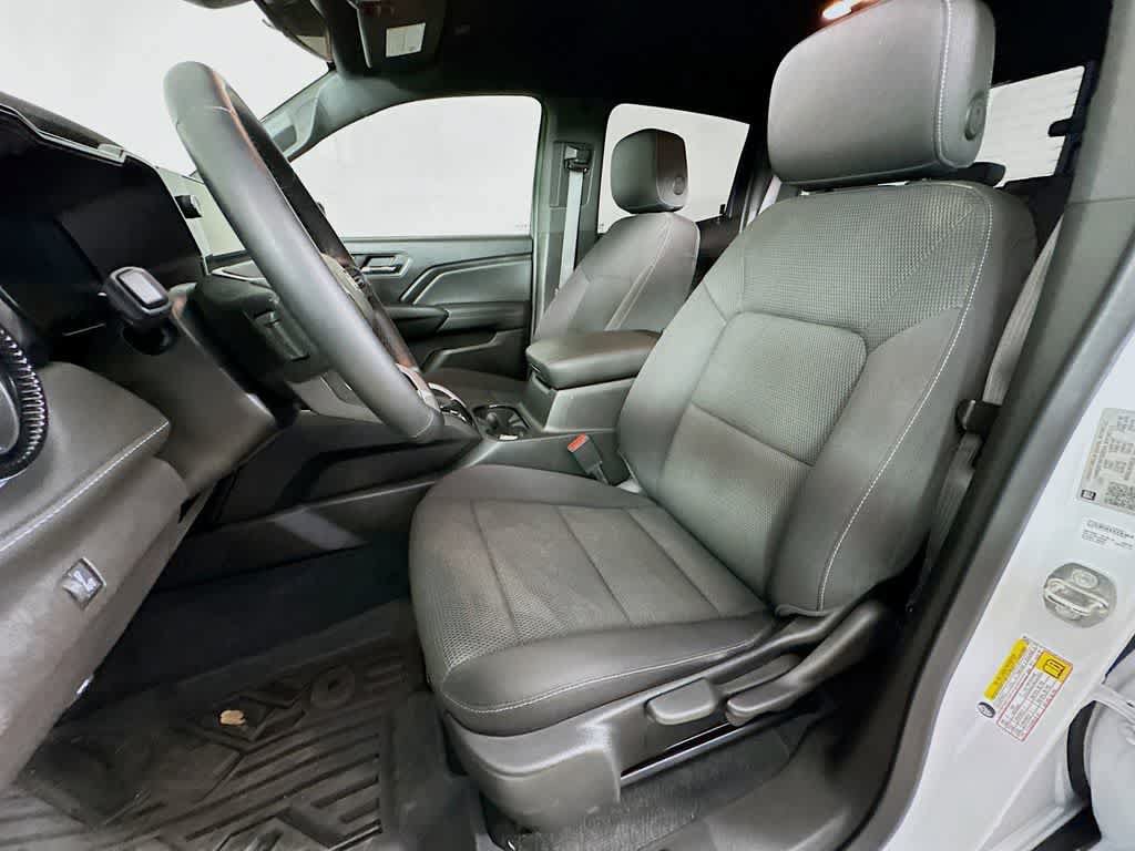 Used 2023 Chevrolet Colorado LT w/ LT Convenience Package AWD/4WD image 12