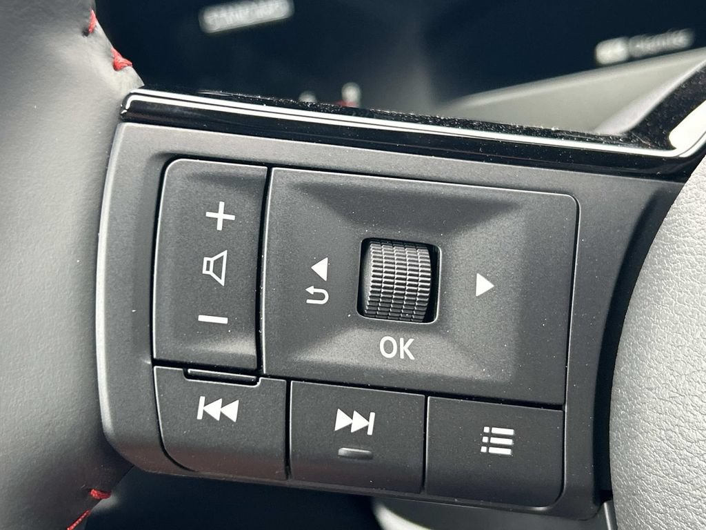New 2026 Nissan Kicks SR FWD image 26