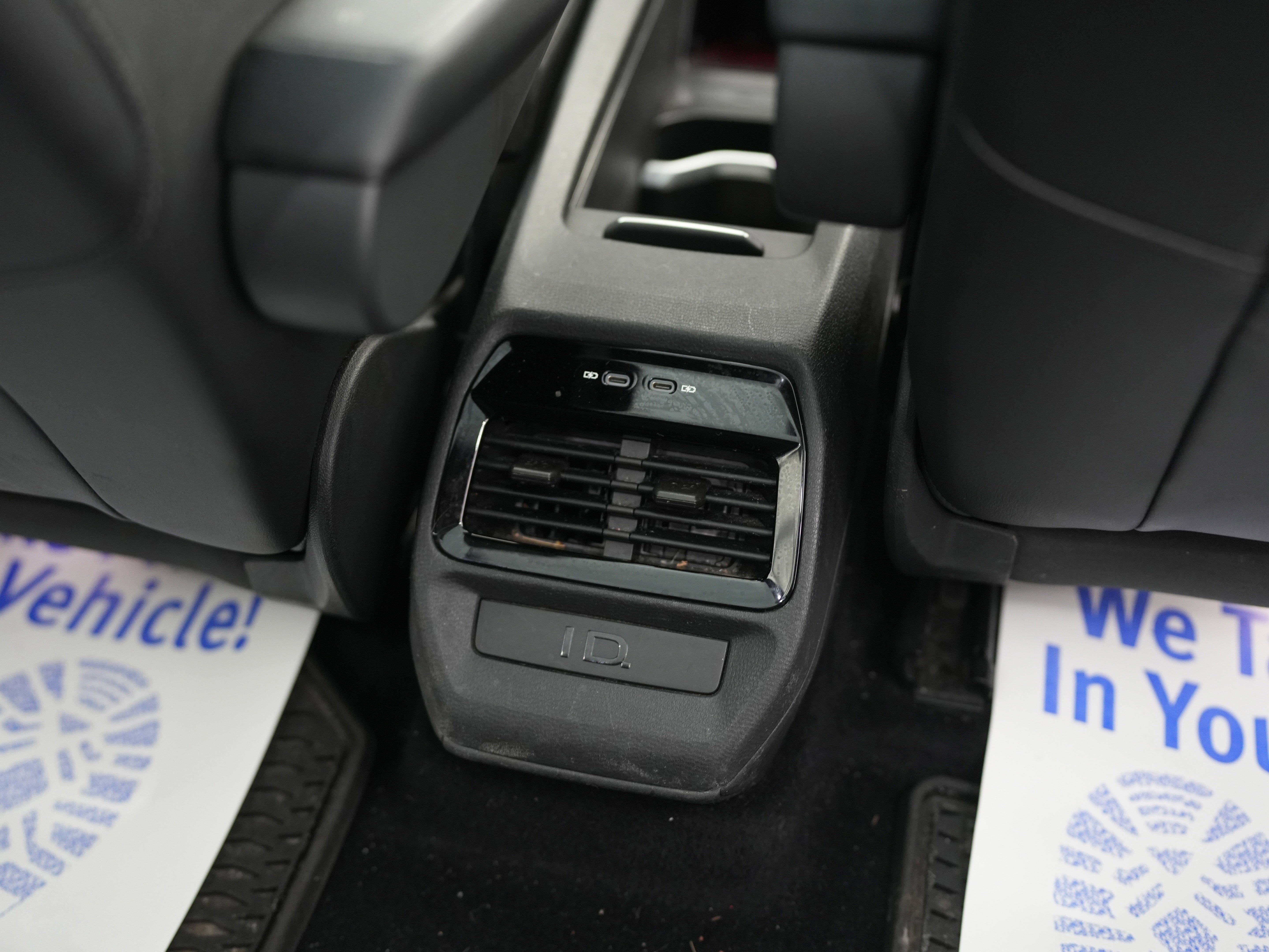 Used 2022 Volkswagen ID.4 Pro S w/ Gradient Package image 33