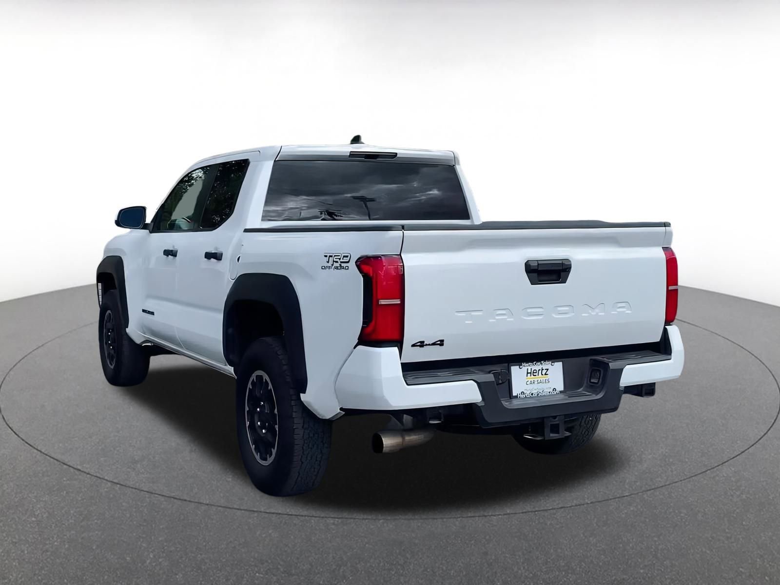 Used 2025 Toyota Tacoma SR image 11
