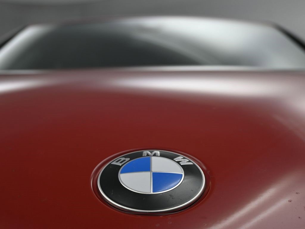 Used 2022 BMW 330i Sedan w/ Premium Package image 16