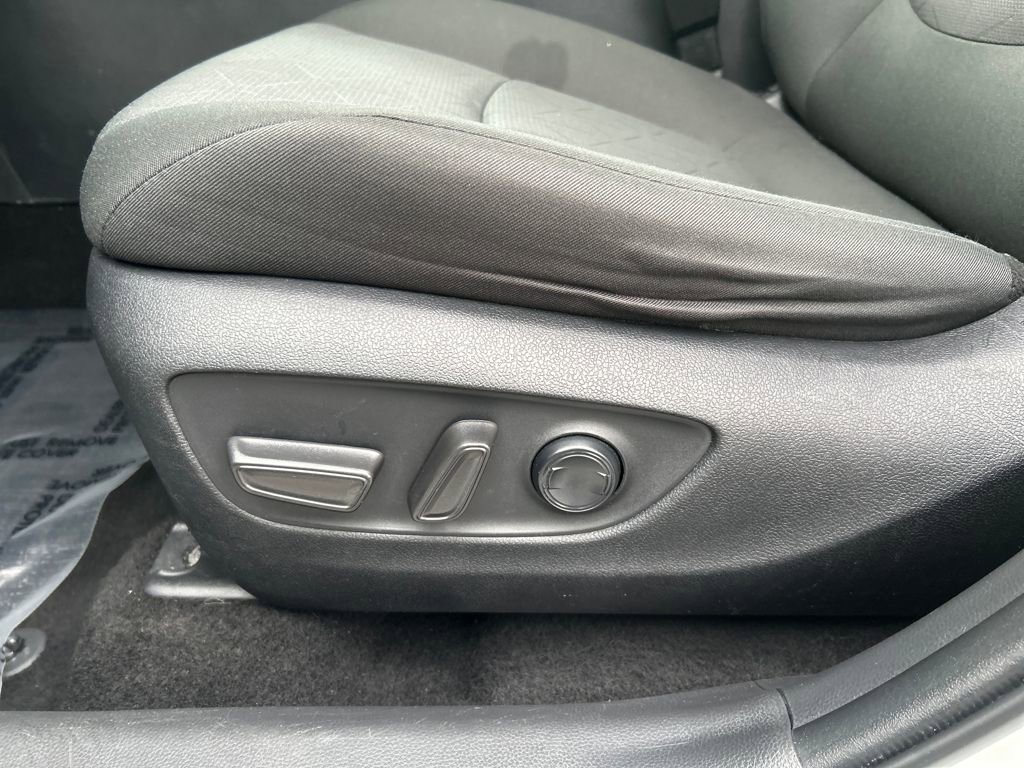 Used 2024 Toyota RAV4 XLE image 15