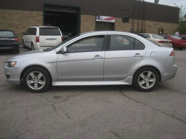 Used 2013 Mitsubishi Lancer SE image 8