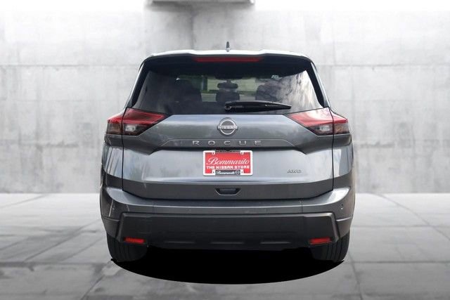 Certified 2025 Nissan Rogue SV AWD/4WD image 6