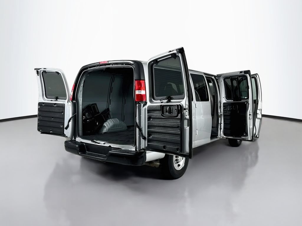 Used 2023 Chevrolet Express 2500 w/ Driver Convenience Package RWD image 17