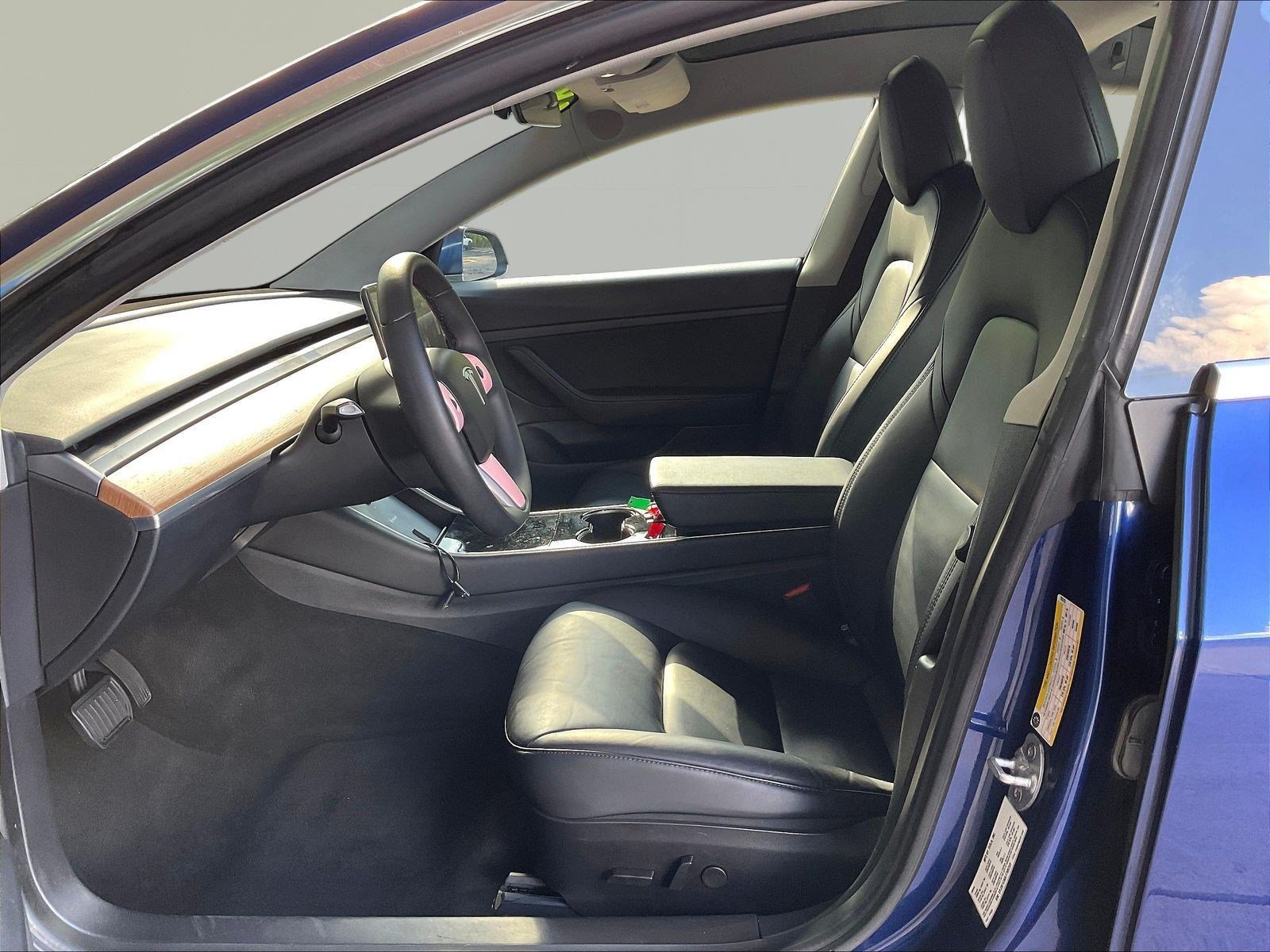 Used 2020 Tesla Model 3 Standard Range Plus RWD image 20