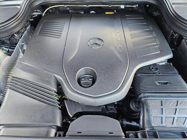 New 2025 Mercedes-Benz GLS 450 4MATIC image 17