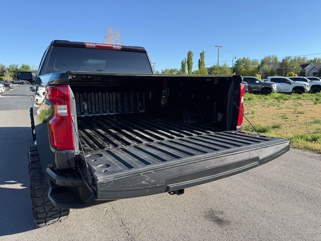 Used 2023 Chevrolet Silverado 1500 RST AWD/4WD image 13