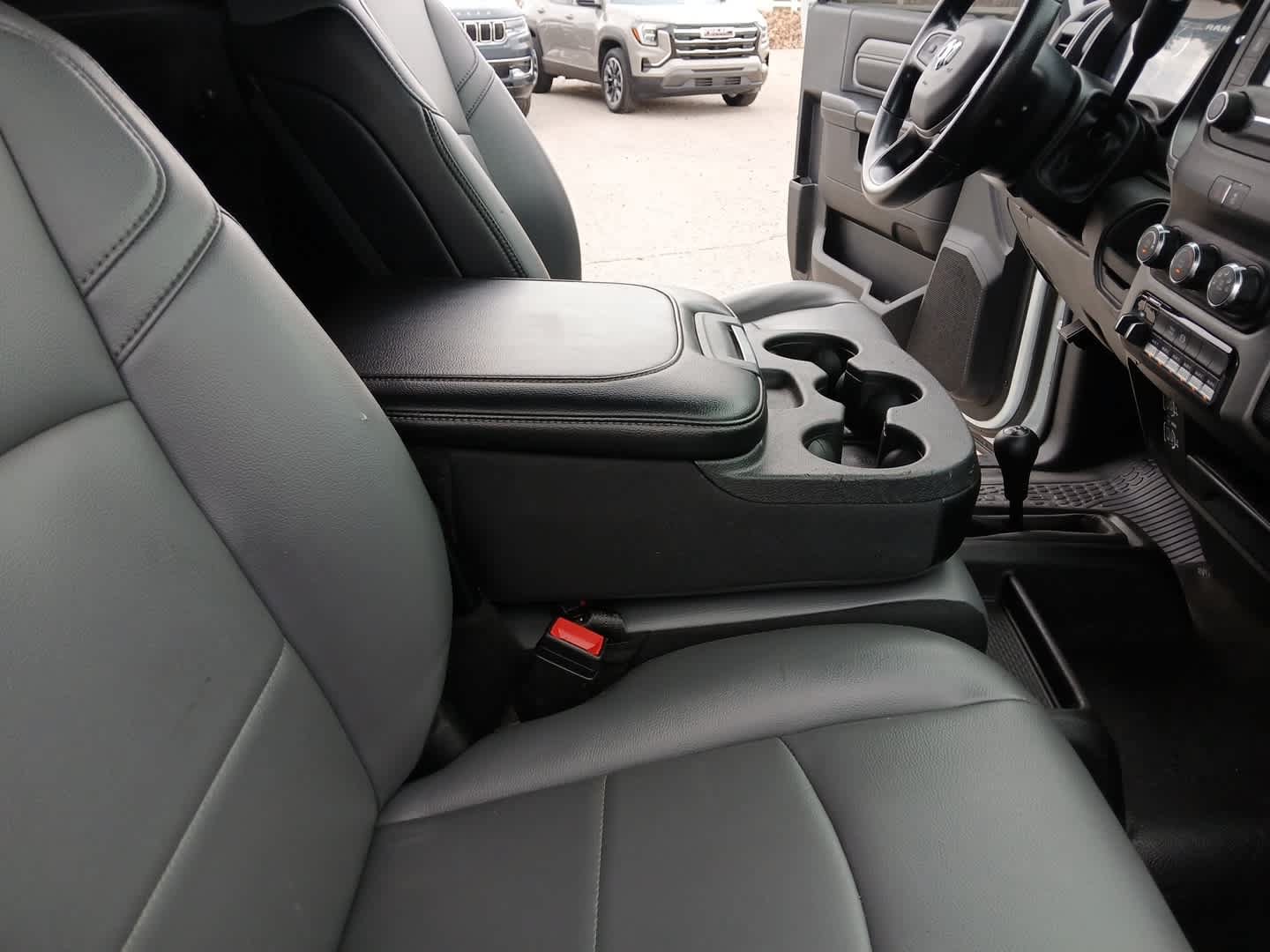 Used 2024 RAM 3500 Tradesman w/ Chrome Appearance Group AWD/4WD image 56