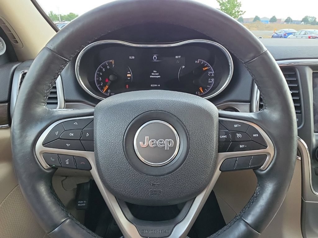 Used 2018 Jeep Grand Cherokee Limited AWD/4WD image 15