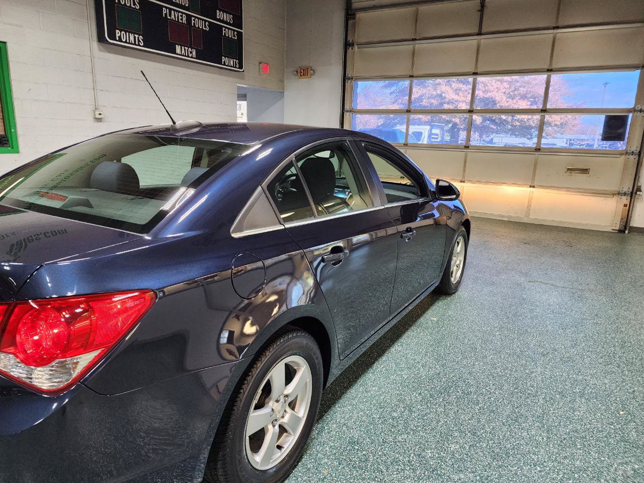 Used 2016 Chevrolet Cruze LT FWD image 7