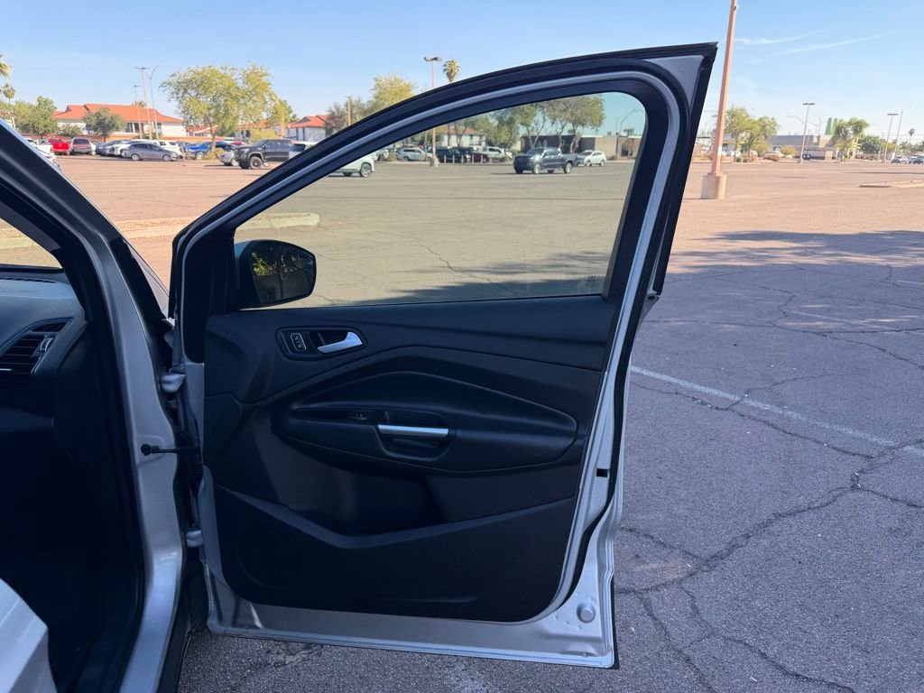 Used 2018 Ford Escape Titanium image 18