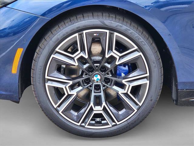 Certified 2026 BMW 530i w/ M Sport Package RWD image 18