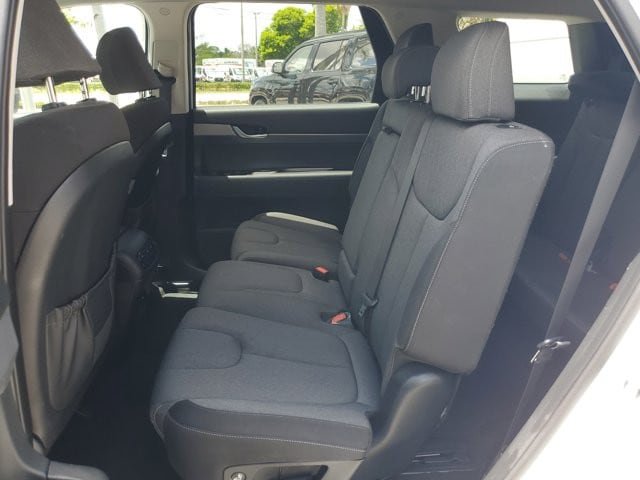 Used 2021 Hyundai Palisade SE FWD image 16