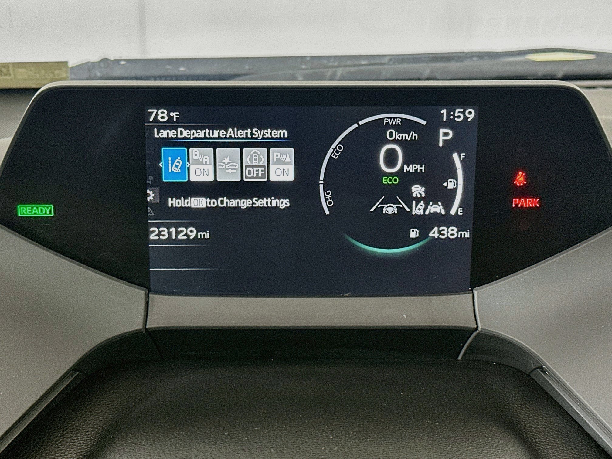 Used 2025 Toyota Prius LE FWD image 19