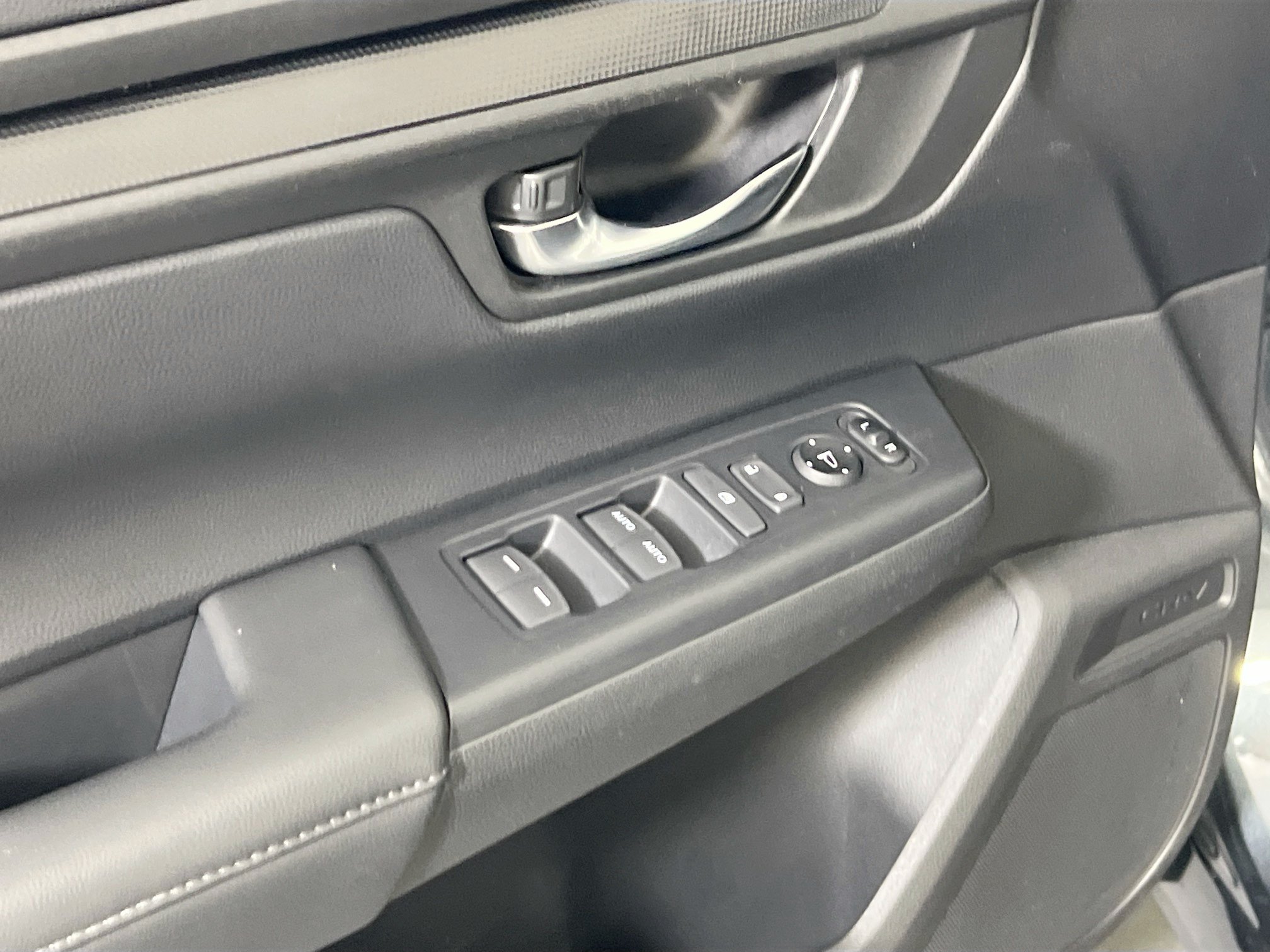 Used 2023 Honda CR-V EX image 17