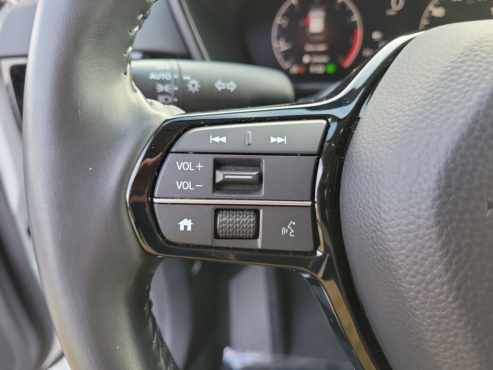 Used 2024 Honda CR-V EX-L image 18
