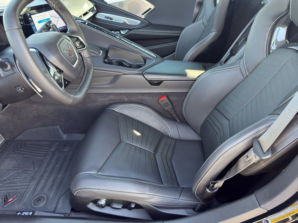 Used 2024 Chevrolet Corvette Stingray Preferred Cpe w/ 2LT image 13