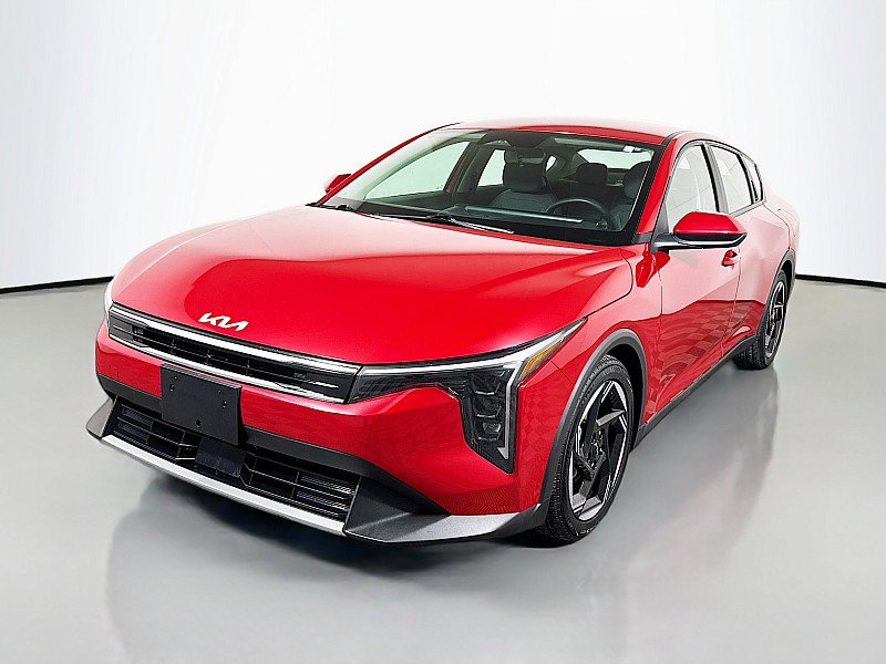 Used 2025 Kia K4 EX image 3