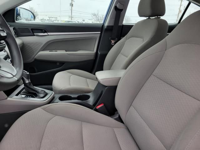 Used 2020 Hyundai Elantra SEL FWD image 15