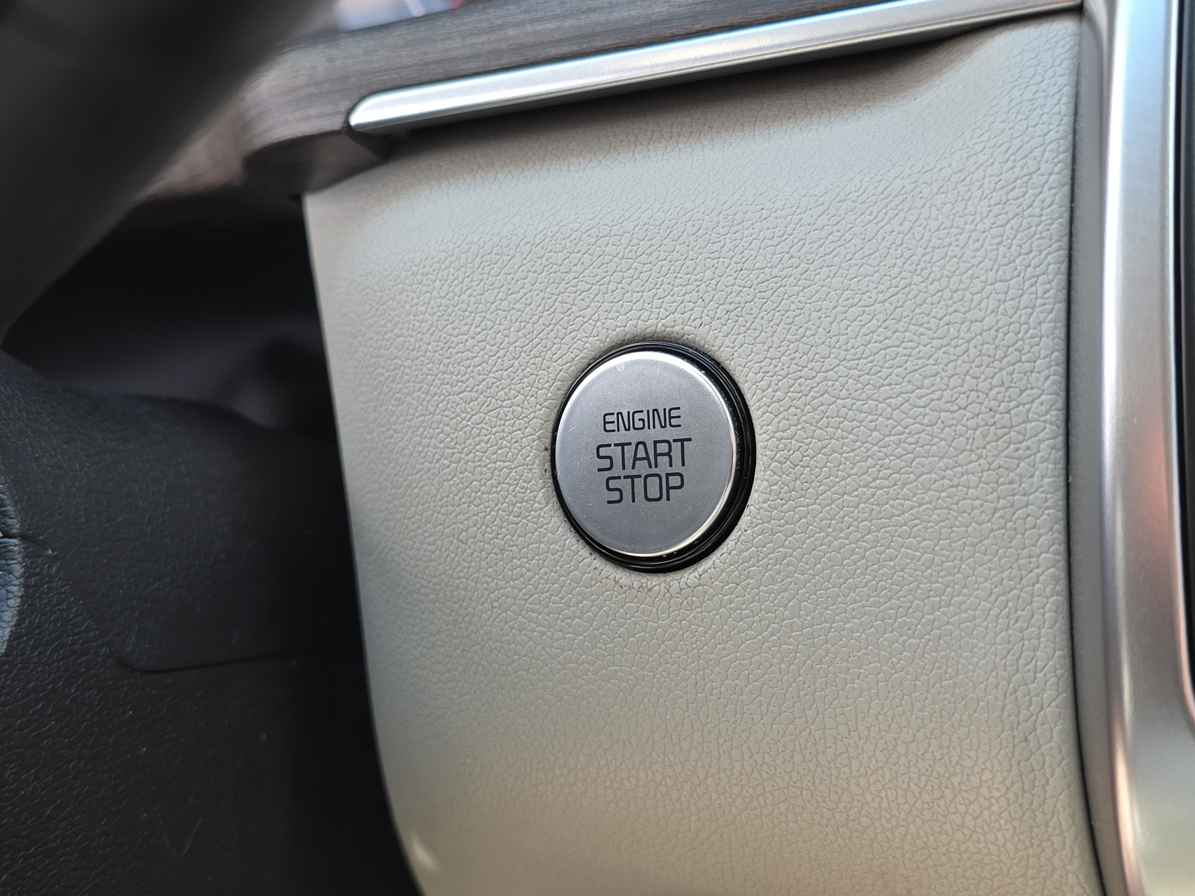 Certified 2021 Kia Sorento EX FWD image 28