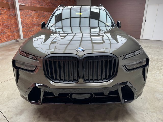 Used 2026 BMW X7 xDrive40i image 8