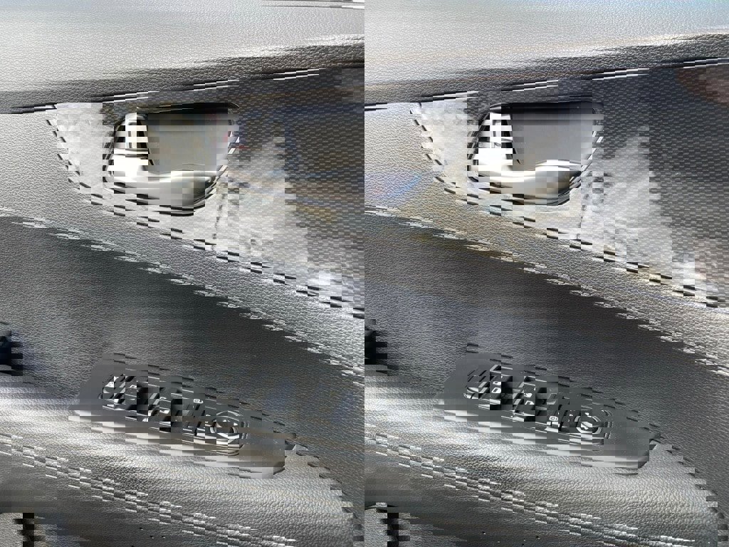 Used 2021 Kia Forte GT-Line image 13