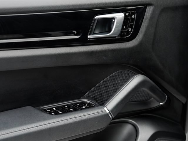 Certified 2021 Porsche Cayenne S AWD/4WD image 10