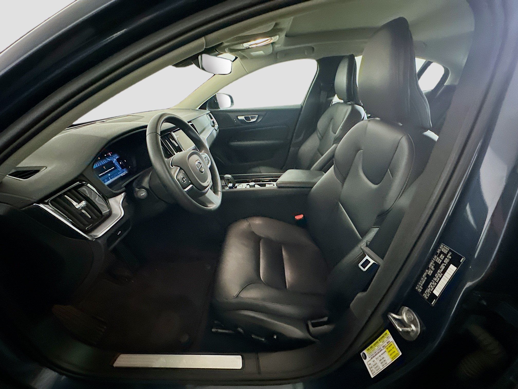 Used 2024 Volvo S60 B5 Core FWD image 13