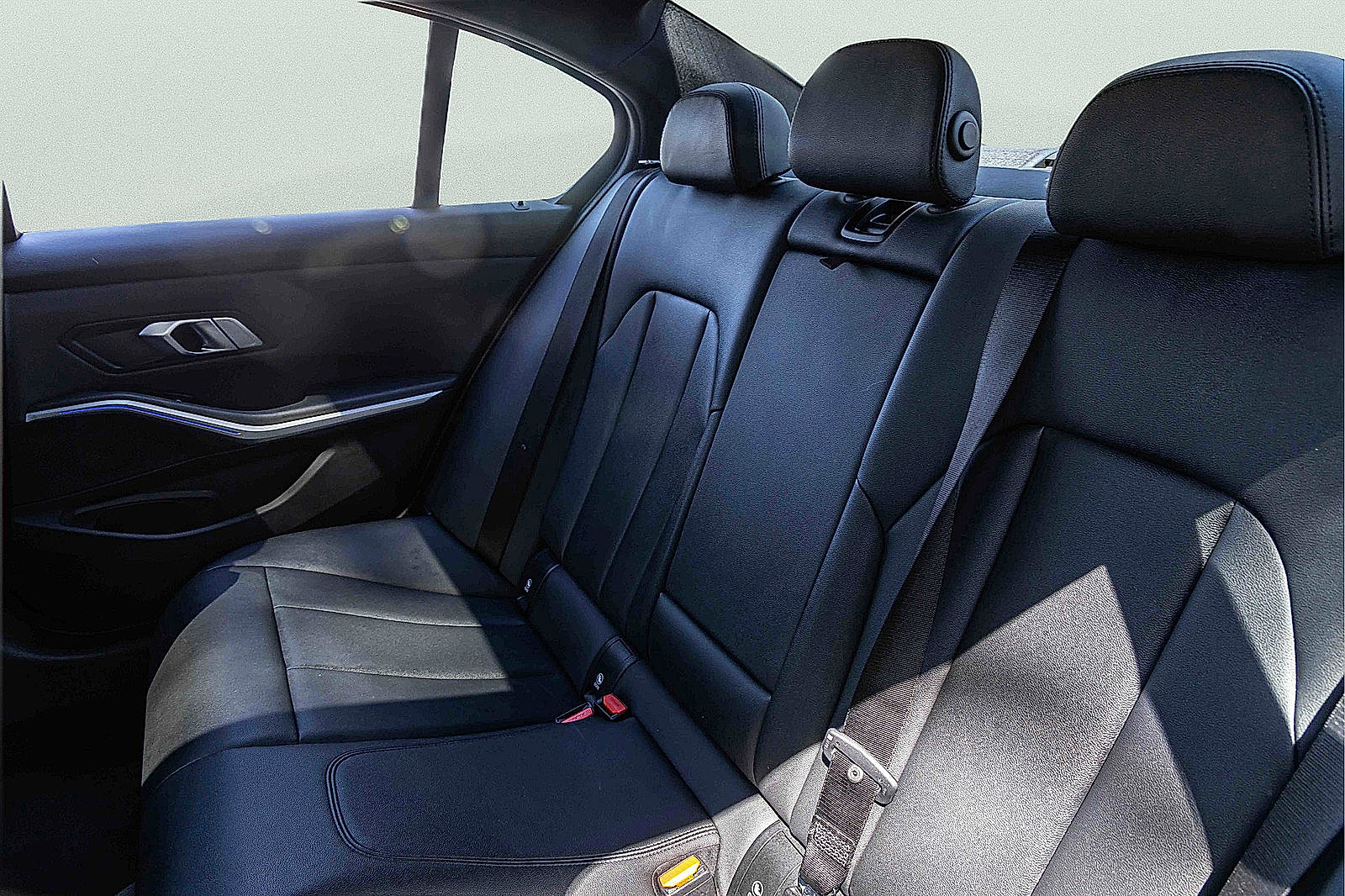 Used 2019 BMW 330i xDrive Sedan w/ Convenience Package image 21