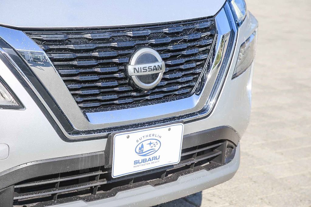 Used 2021 Nissan Rogue SV image 6