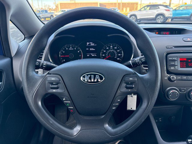 Used 2017 Kia Forte LX image 18