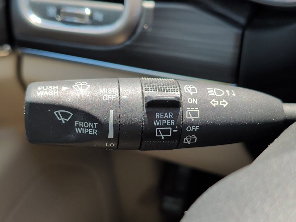 Used 2020 Jeep Grand Cherokee Limited AWD/4WD image 42