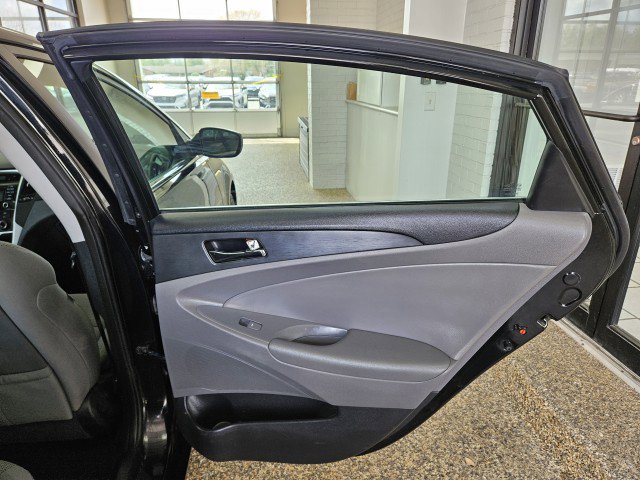 Used 2013 Hyundai Sonata GLS w/ Popular Equipment Pkg FWD image 14